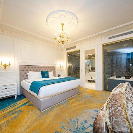 Boge Grand Hotel Belushi מראה חיצוני תמונה