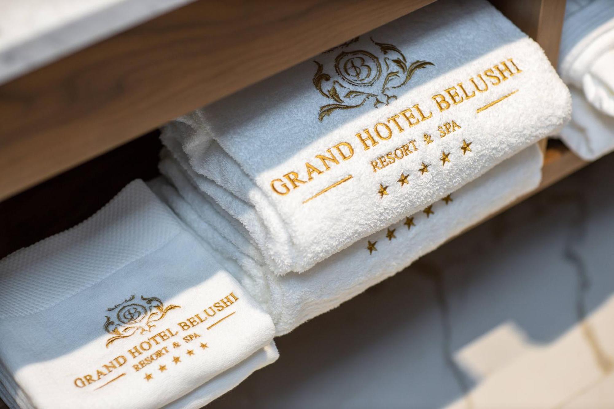 Boge Grand Hotel Belushi מראה חיצוני תמונה